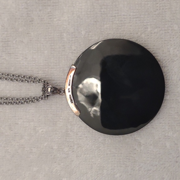 3 Necklases - Picture 7 of 7